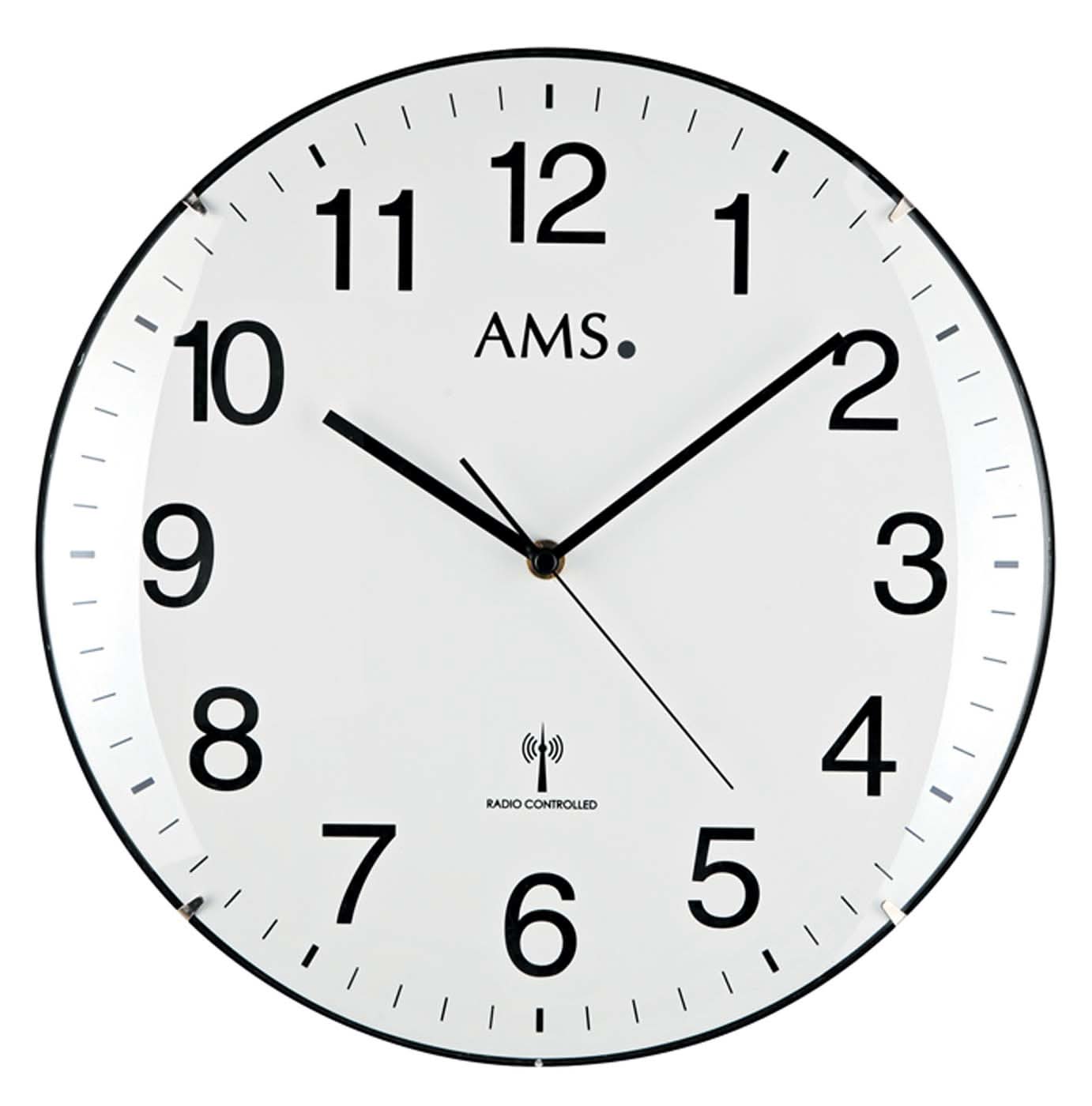 AMS Wanduhr 32x32x5 cm Kunststoff • Funkgesteuert • Modernes Design