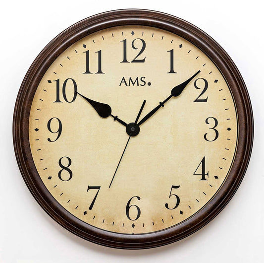 AMS Wanduhr 42x42x8 cm Metall • Wetterfest • Präzises Quarzwerk