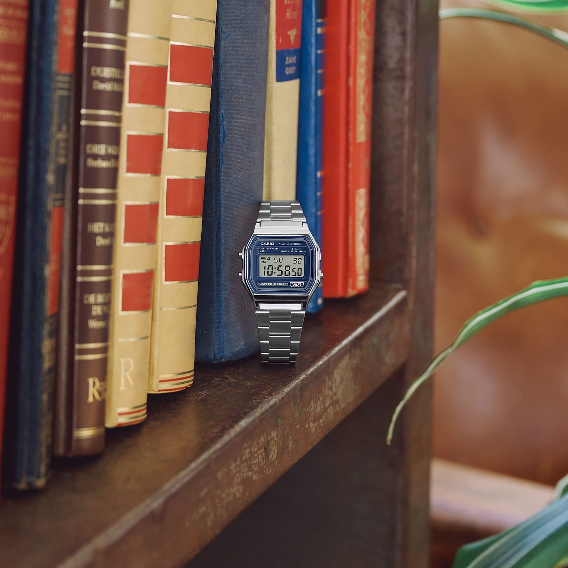 Casio Vintage A158WEA-2EF Armbanduhr Blau • Edelstahlarmband • Stoppuhr, Bild 6