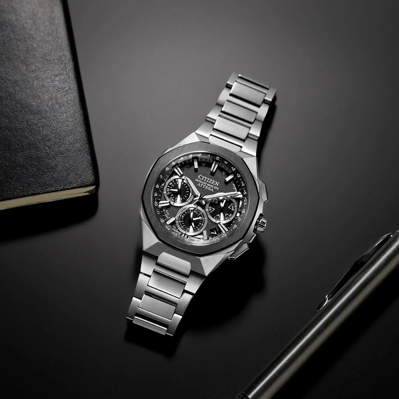 Citizen CC4104-53E Herrenuhr • Satellite Wave GPS • Super Titanium