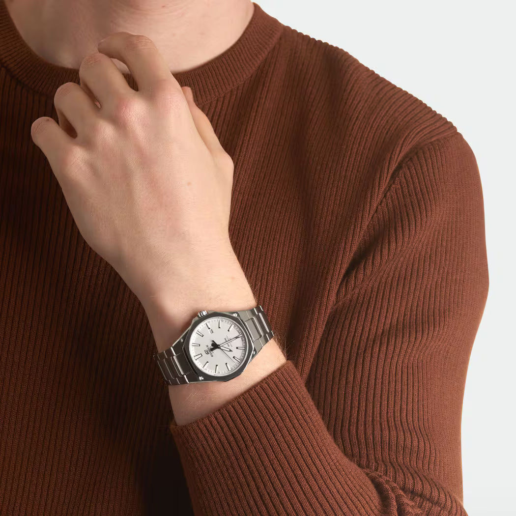 Casio Edifice EFR-S108D-7AVEF Herrenuhr • Kratzfestes Saphirglas • Extra flaches Design