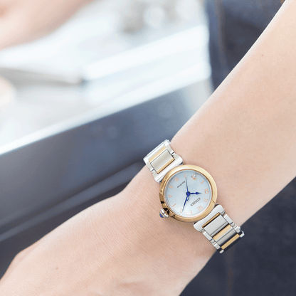 Citizen L EM1136-87D Damenuhr Bicolor • Eco-Drive Solarwerk • Saphirglas, Bild 2