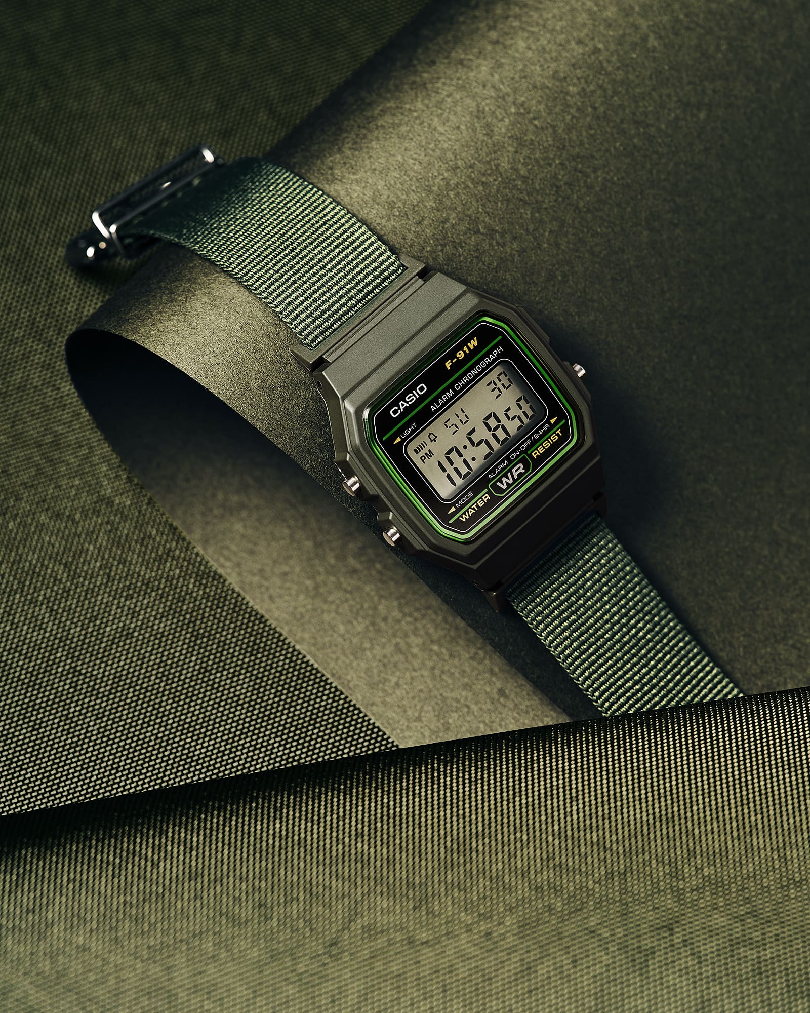 Casio F-91WF-3AEF Timeless Collection Damen- und Jugenduhr Khaki • Recyceltes Textilarmband • LED-Beleuchtung, Bild 3