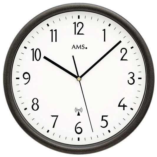 AMS Wanduhr • Traditionelle Handwerkskunst • Zeitloses Design