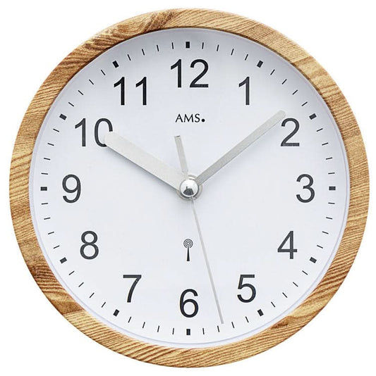 AMS Wanduhr 16x16x5 cm Kunststoff • Funkwerk • Modernes Design