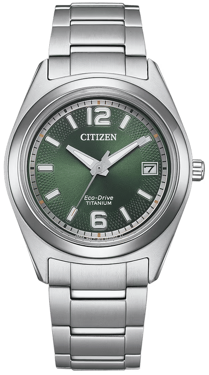 Citizen Damenuhr mit grünem Zifferblatt und Metallarmband, Eco-Drive, Titanoptik
