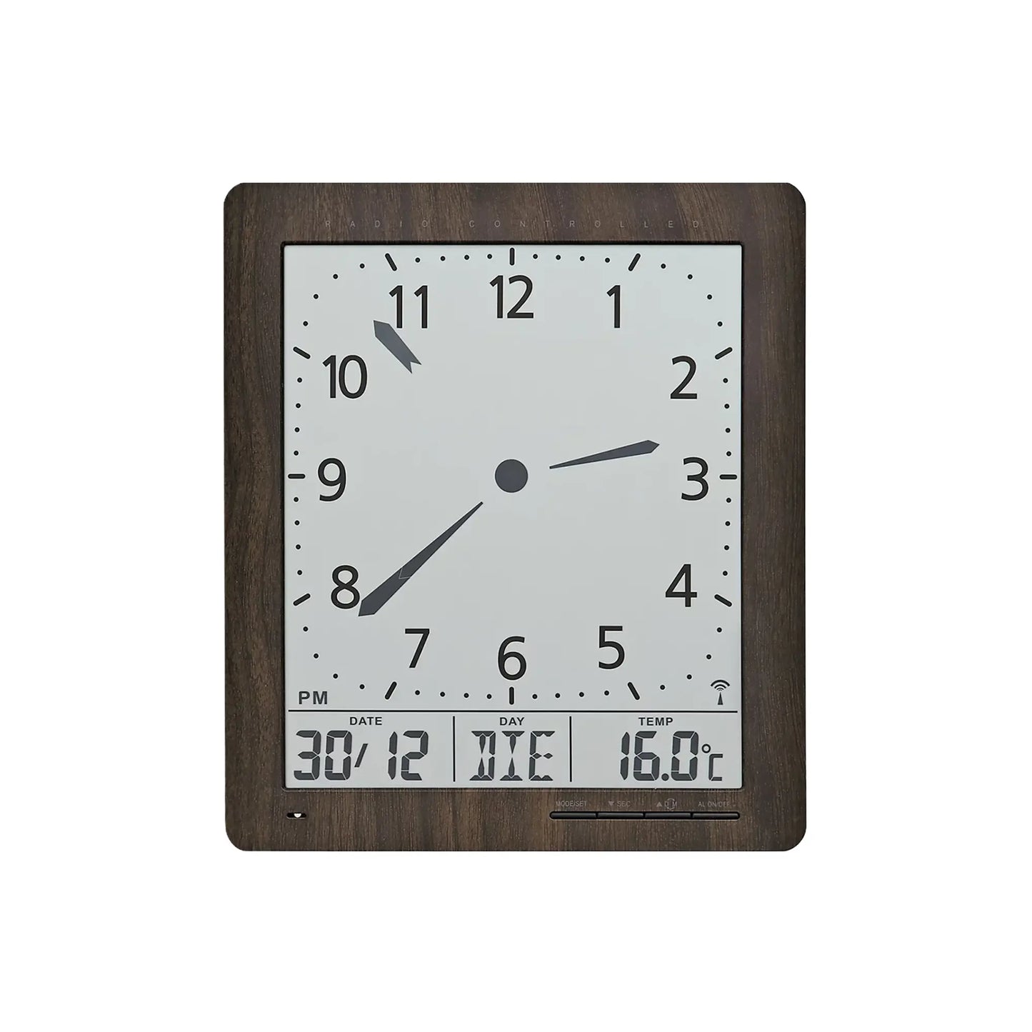 Wanduhr mit Holzrahmen und großem Ziffernblatt; Display mit Datum, Wochentag und 16,0 °C