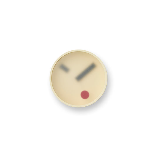Gelbe runde Wanduhr mit Ziffernblatt, schwarzen Zeigern und rotem Punkt