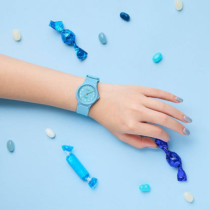 Casio LQ-24B-2BEF Timeless Collection Kinder Armbanduhr Hellblau • Bio-Kunstharz-Armband • Leicht &amp; leicht ablesbar
