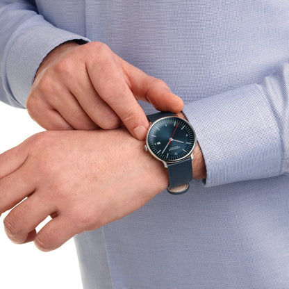 Mondaine Doppio MLE.41240.LQV.SET Herrenuhr Blau • Saphirglas mit Antireflexbeschichtung • Schweizer Quarzwerk, Bild 2