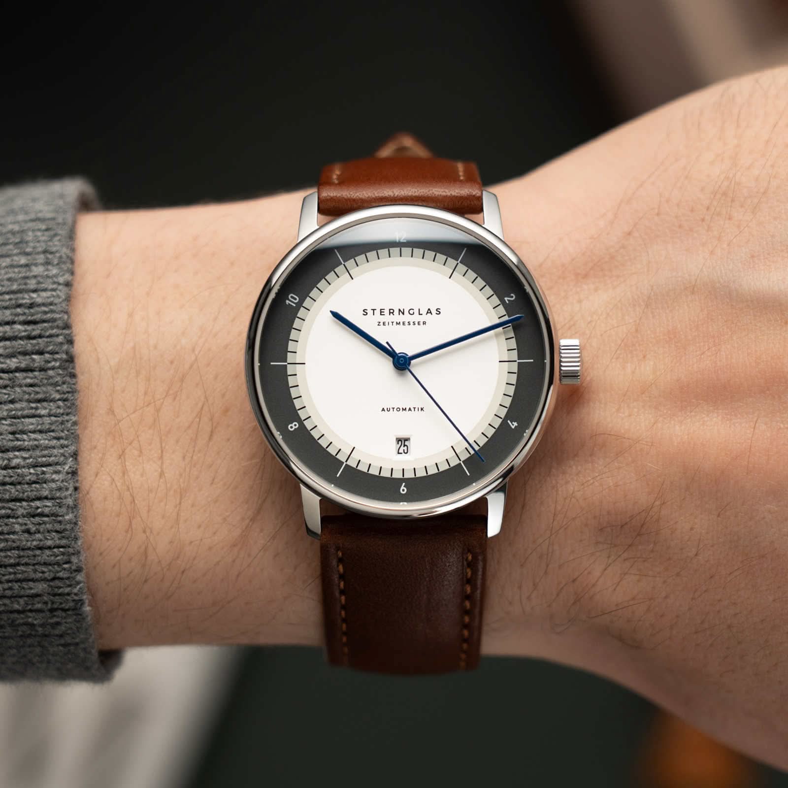 https://cdn.shopify.com/s/files/1/2384/2637/files/Naos_A_E_60_BuyBox_3.jpg?v=1765965428