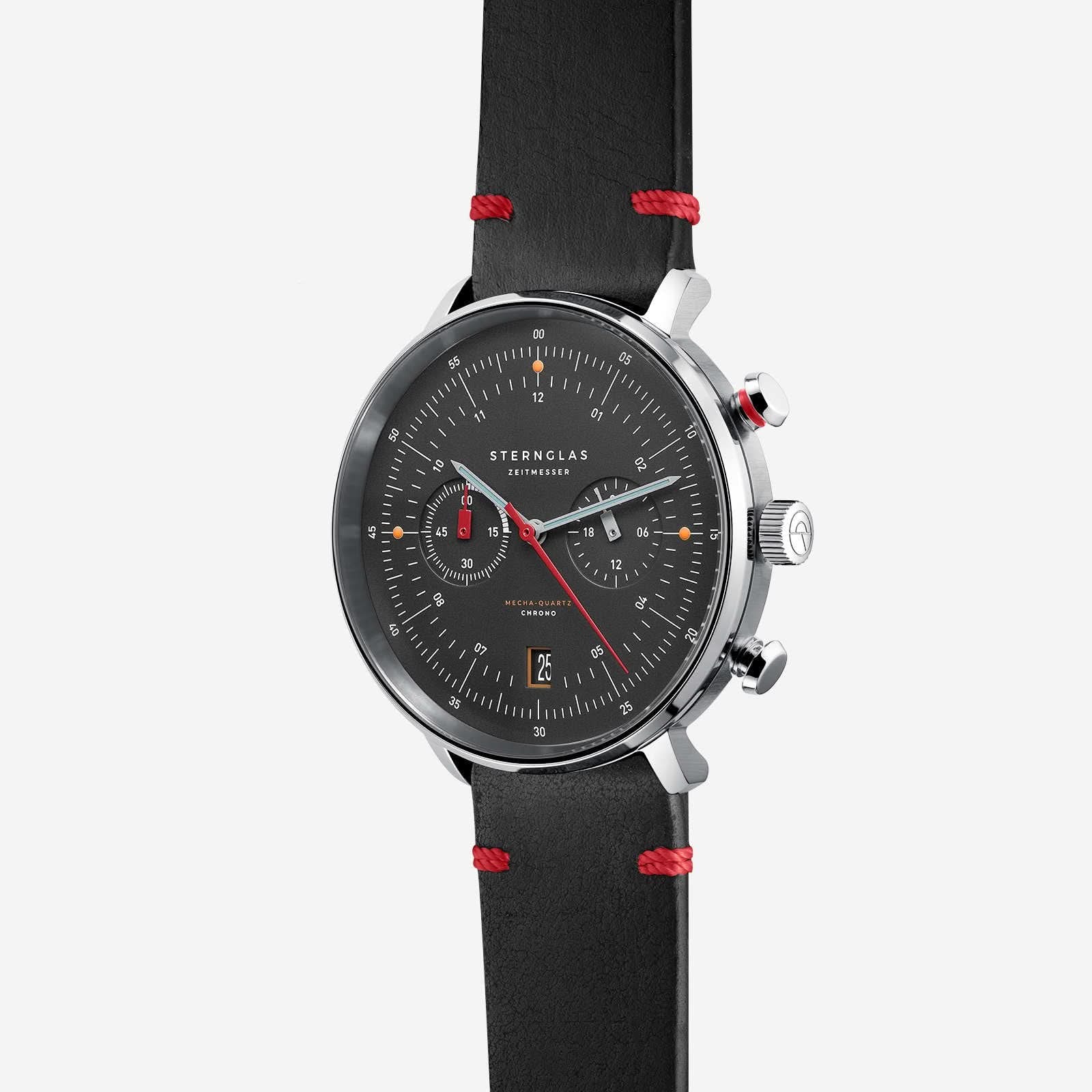 https://cdn.shopify.com/s/files/1/2384/2637/files/S01-HCN03-VI29_HamburgChronoEditionNeuwerkschwarzsilber_Vintage20nero-rot_45grad_grau.jpg?v=1770110910