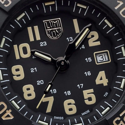 Luminox Navy SEAL XS.3510 Herrenuhr • Carbonox™ • Swiss Made