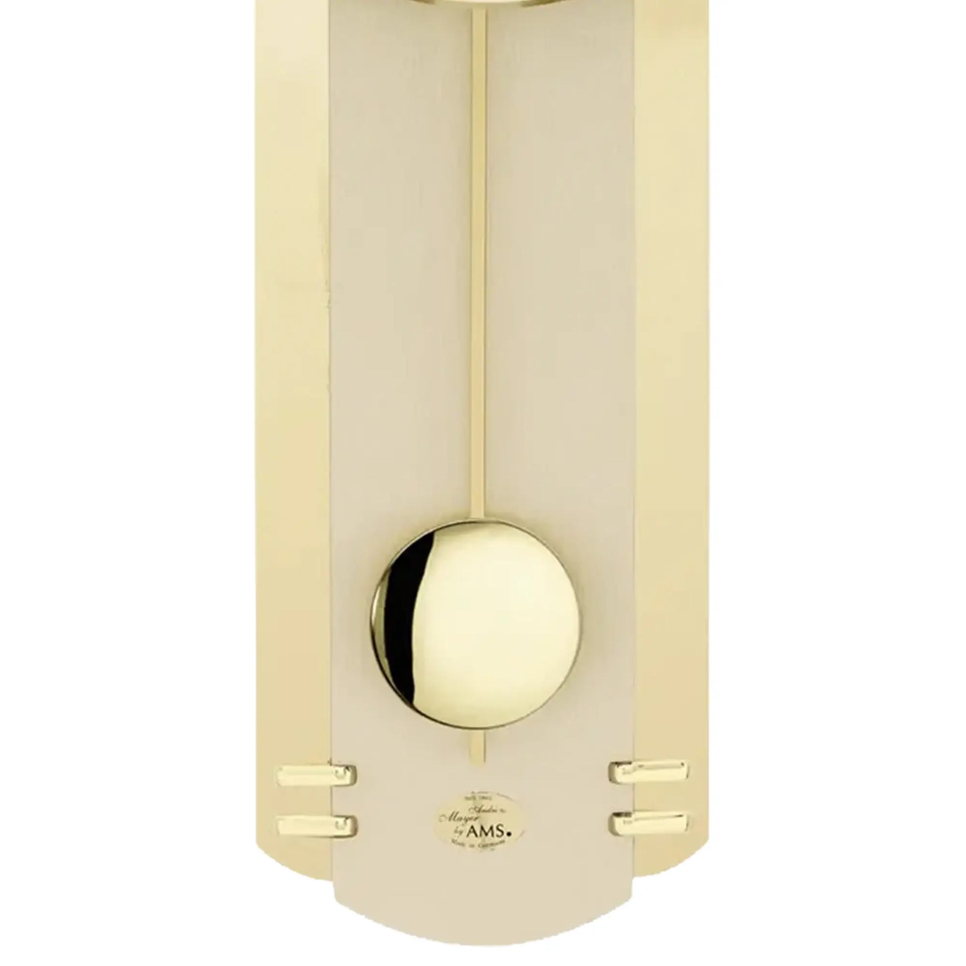 Wanduhr aus hellem Holz mit Pendelwerk, rundem Zifferblatt und Mineralglas
