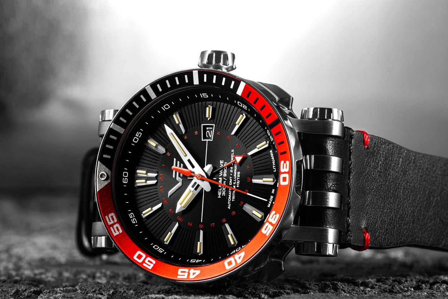 Vostok Europe Energia NH34-575A717 Herrenuhr • Tritium • GMT