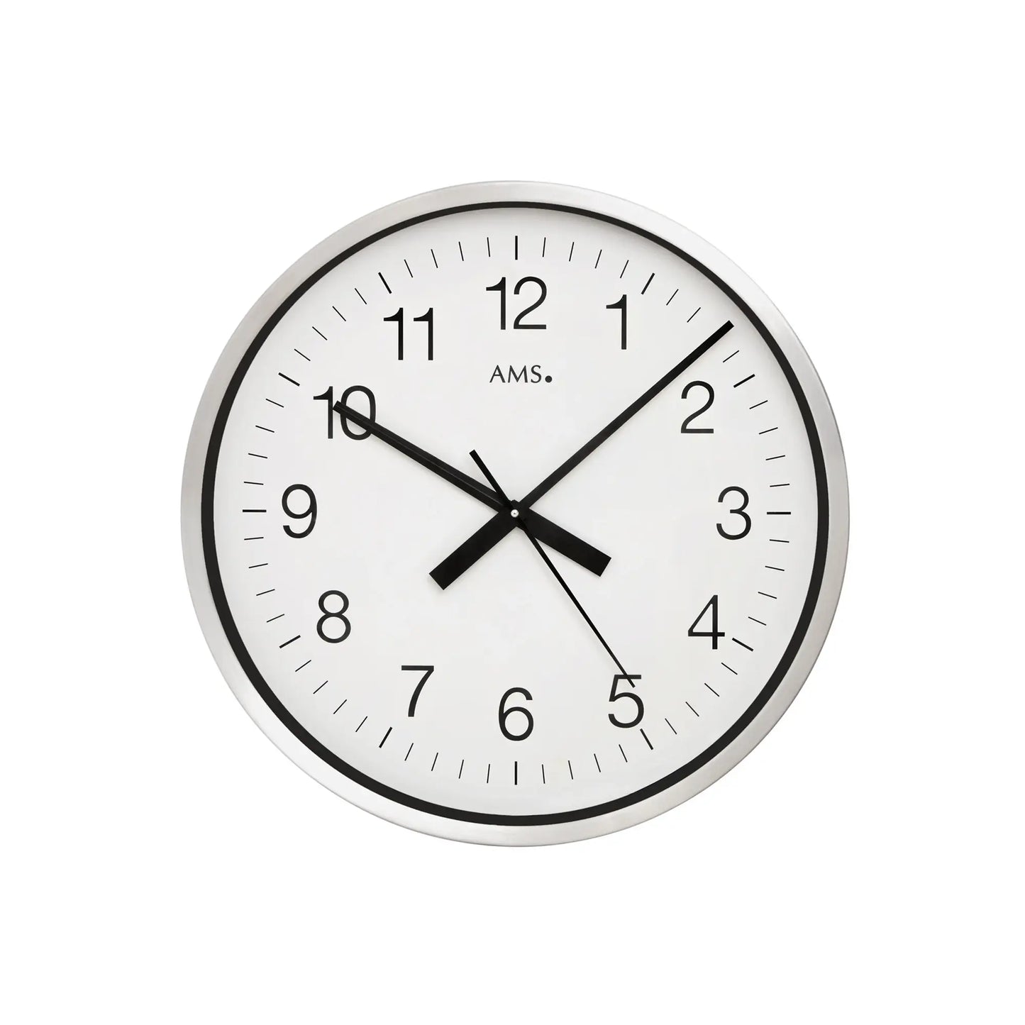 Runde Wanduhr mit weißem Zifferblatt, schwarzen Zeigern und arabischen Zahlen