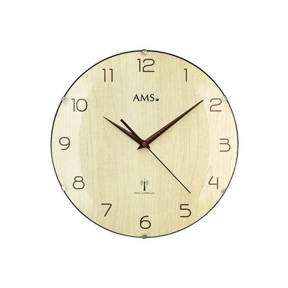 Runde Funk-Wanduhr mit Holz-Ziffernblatt, schwarzen Zeigern und arabischen Ziffern