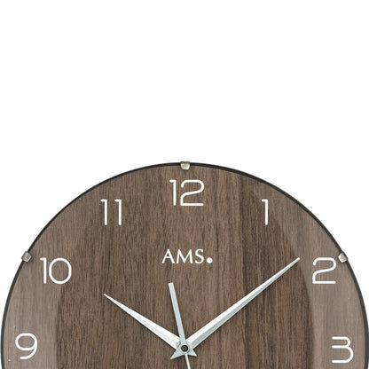 AMS Funk-Wanduhr mit nussbaumfarbener Holzoptik, gewölbtem Glas, weißen Ziffern