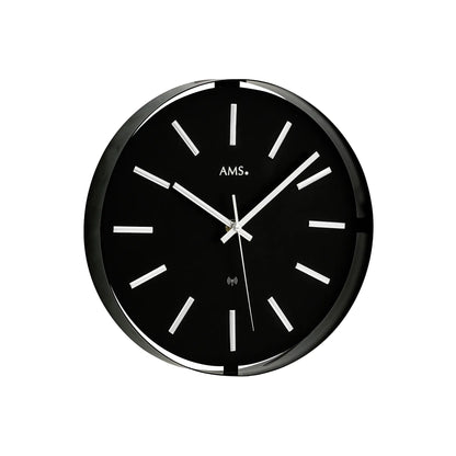AMS Funk-Wanduhr: schwarzes Zifferblatt, silberner Ring und Strichindizes