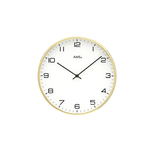 Quarz-Wanduhr: rundes goldfarbenes Gehäuse, weißes Zifferblatt mit schwarzen Zahlen