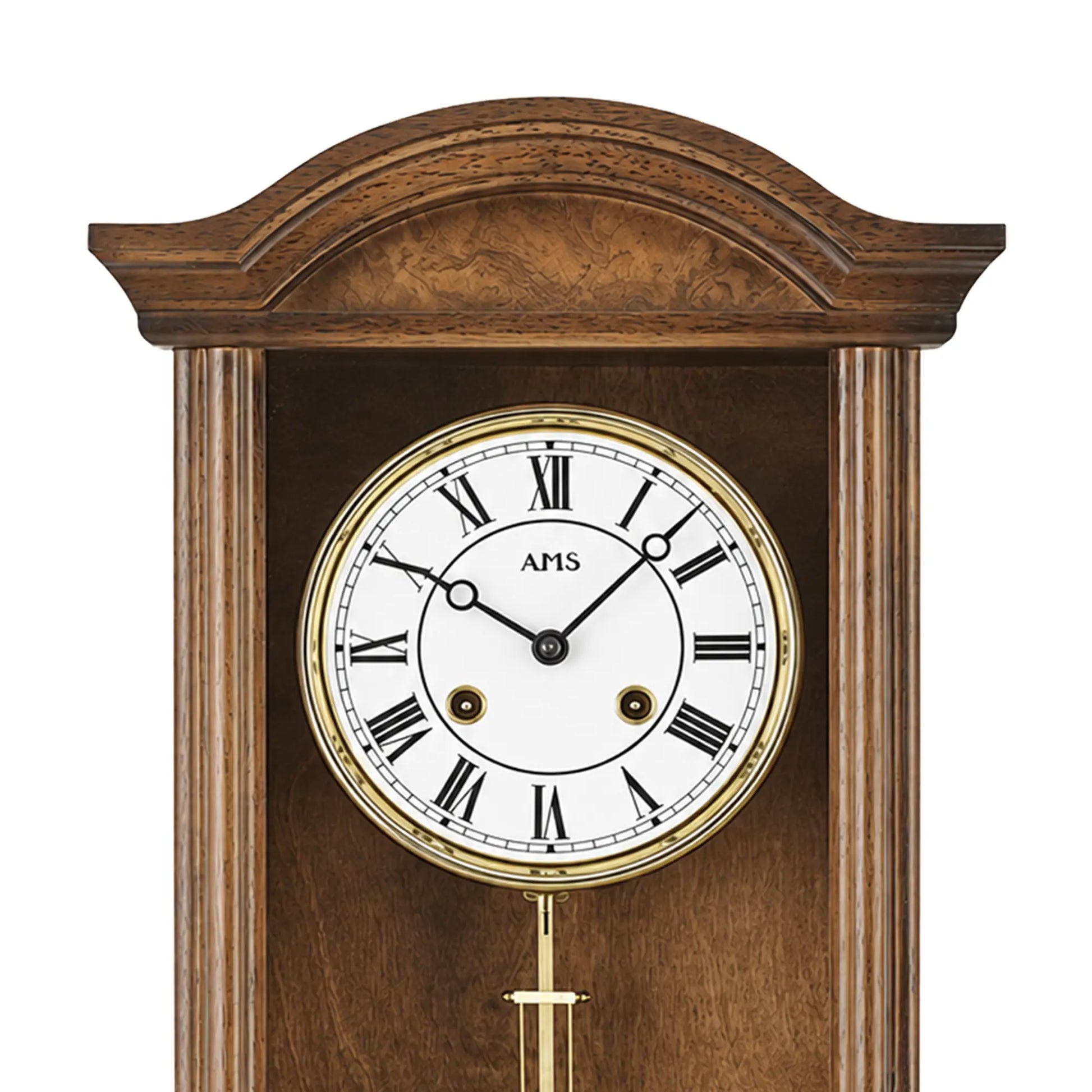 Wanduhr-Zifferblatt im Nussbaumgehäuse mit römischen Ziffern und Pendelaufhängung