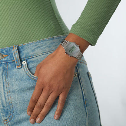 Montre Unisexe Casio Vintage A168WEM-7EF • Design Iconique • Précision Numérique