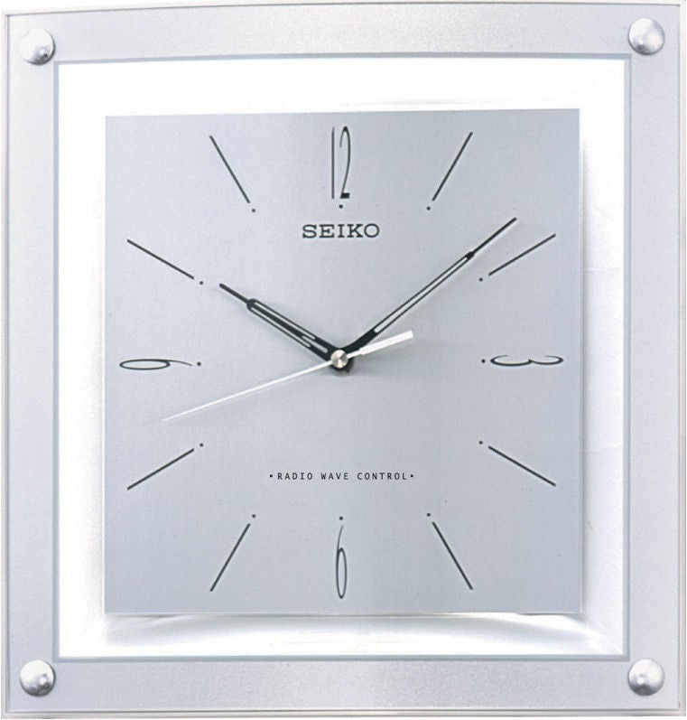 Seiko QXR205S Zegarek na rękę Biały • Zegar radiowy • Kwadratowa koperta z tworzywa sztucznego