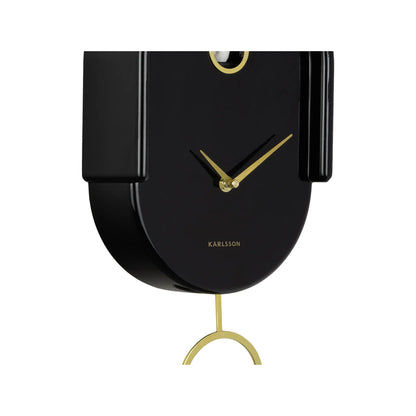 Karlsson Wanduhr in Schwarz mit goldenen Zeigern und rundem Ziffernblatt