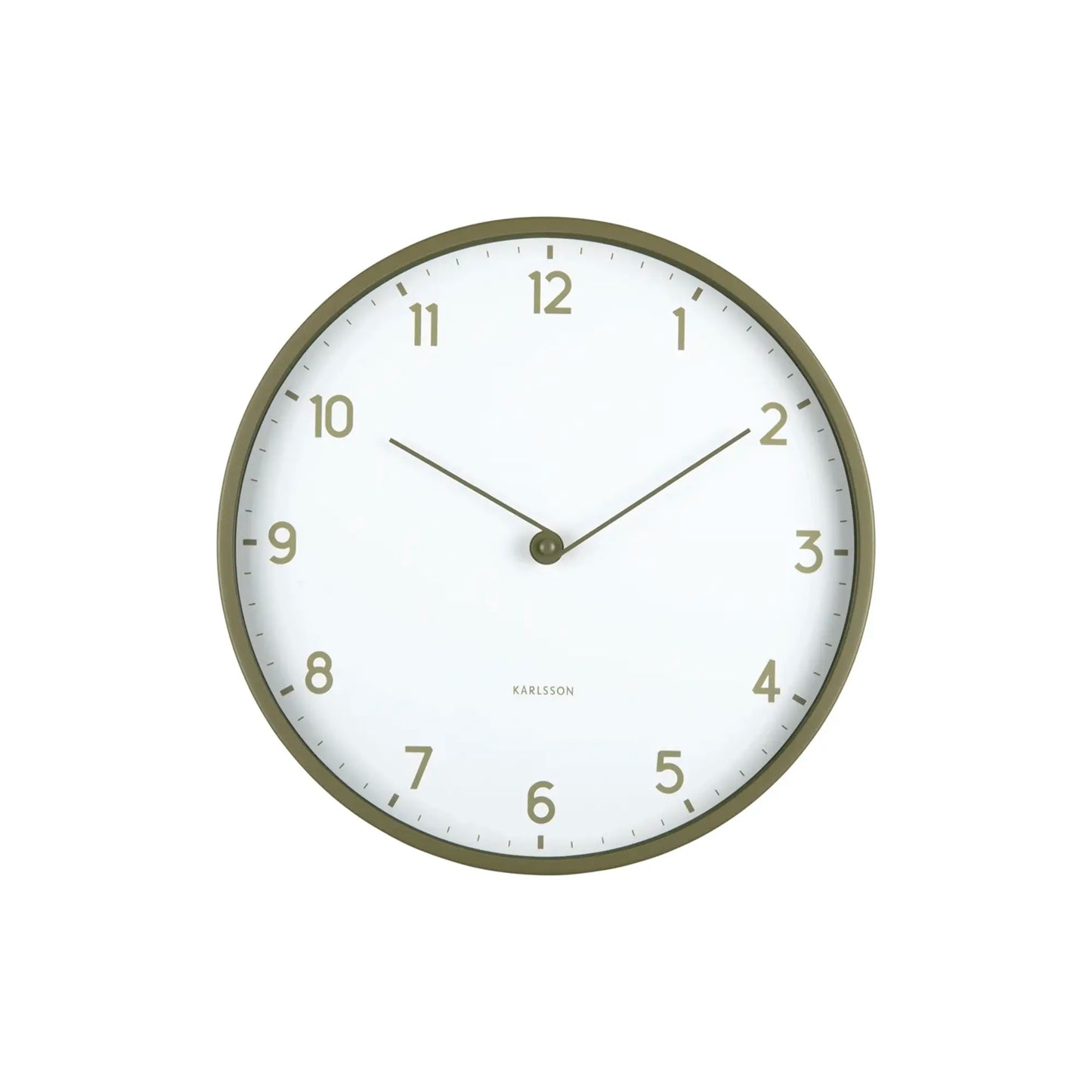 Analoge Wanduhr mit hellem Zifferblatt und olivfarbenem Rahmen, grünen Indexen